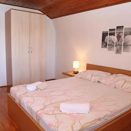 Apartamento Apartmani Fani *